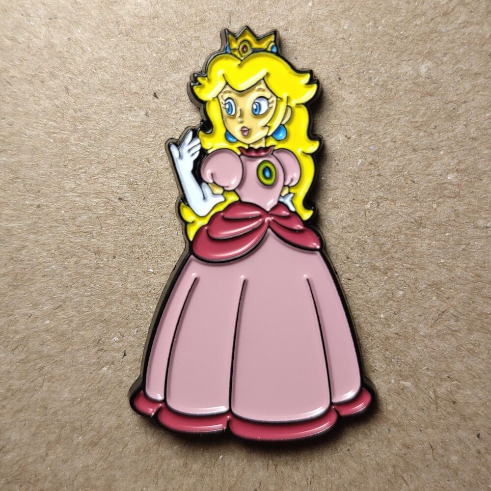 Super Mario Collector Pins Set of 5 Official Nintendo Collectible Badges - Picture 4 of 6